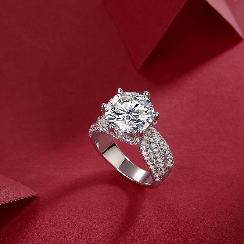 🔥Hot Sale💎S925 Luxury Moissanite Ring🎉
