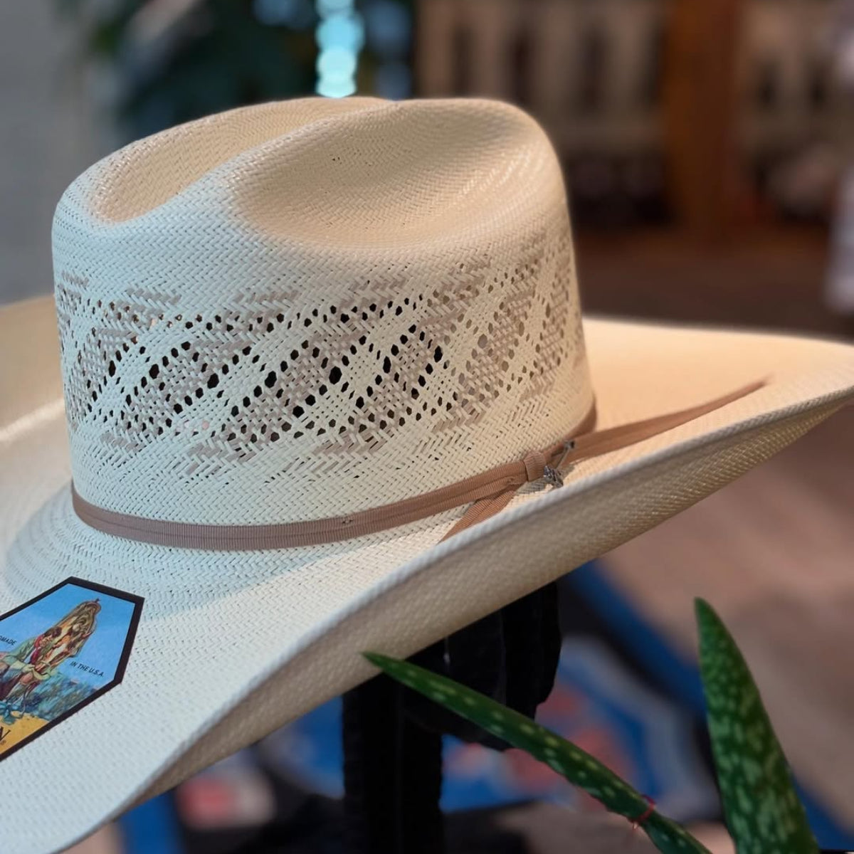 Thunder 10X Straw Cowboy Hat