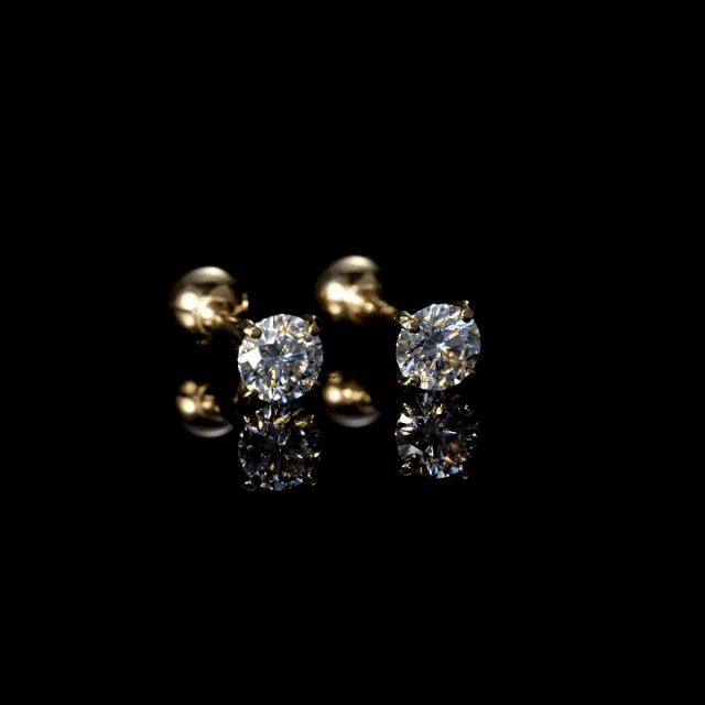 🔥Hot Sale🔥Brilliant 4-Prong Moissanite Stud Earrings💎